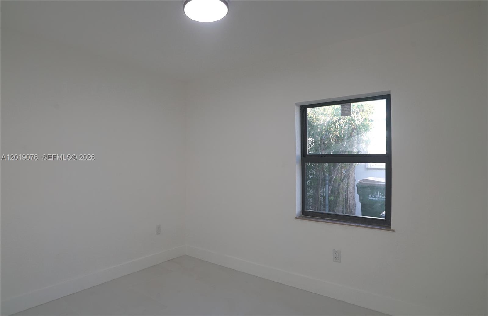 315 NW 127th St #0, North Miami FL 33168