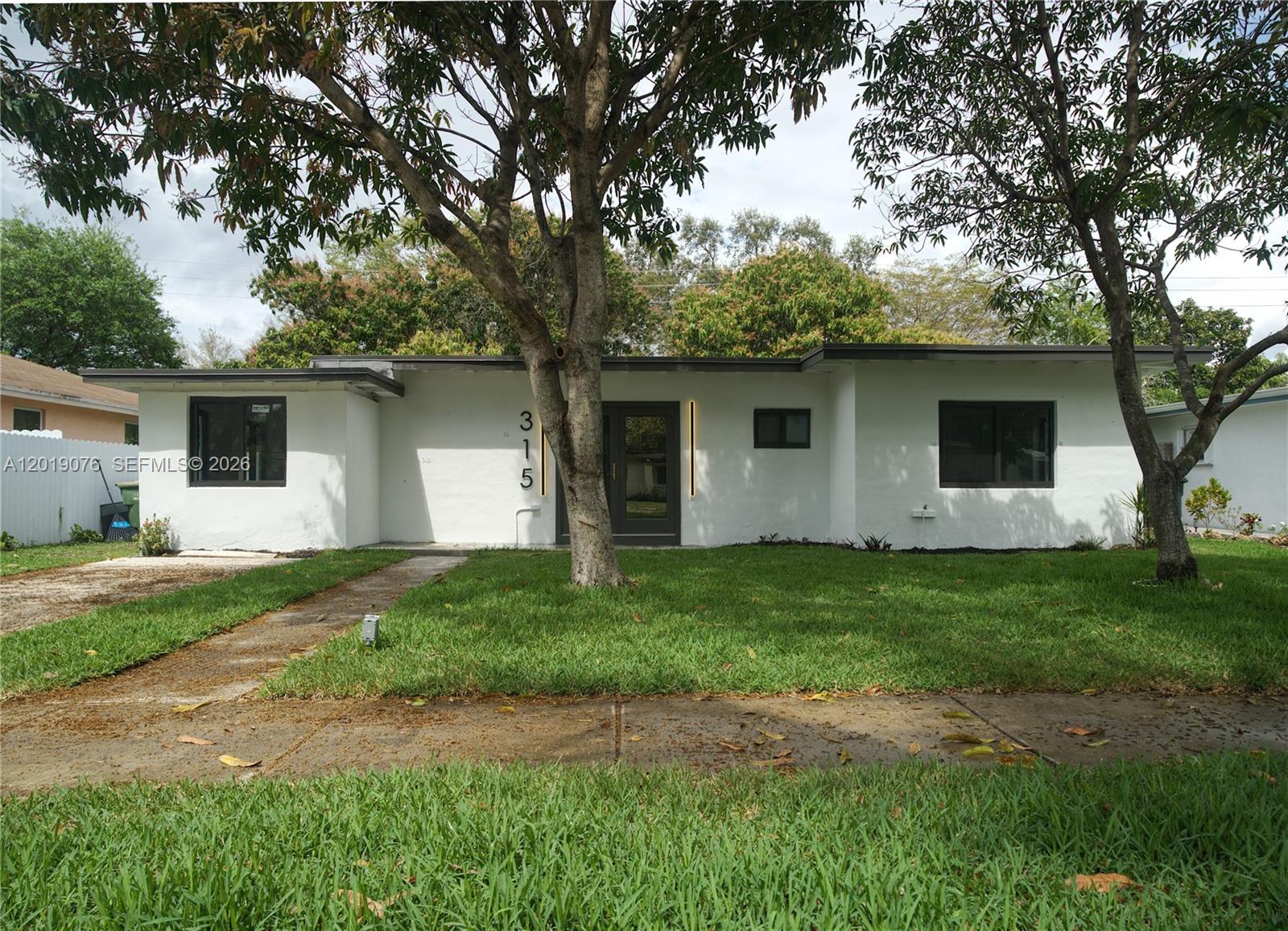 315 NW 127th St #0, North Miami FL 33168