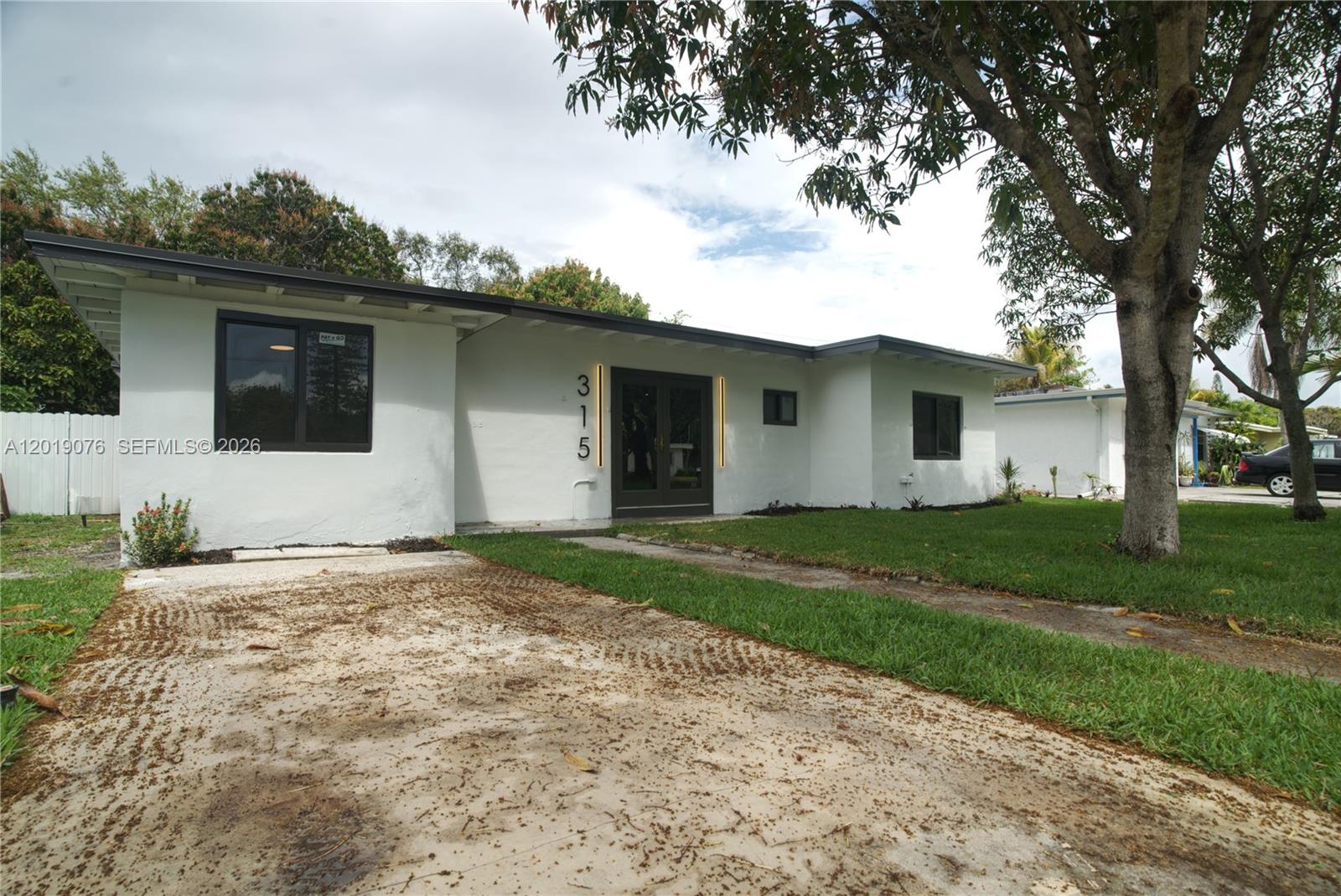 315 NW 127th St #0, North Miami FL 33168