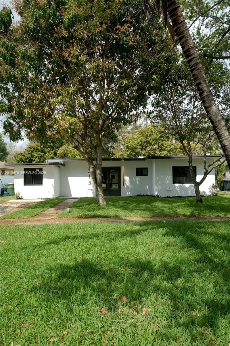 315 NW 127th St #0, North Miami FL 33168