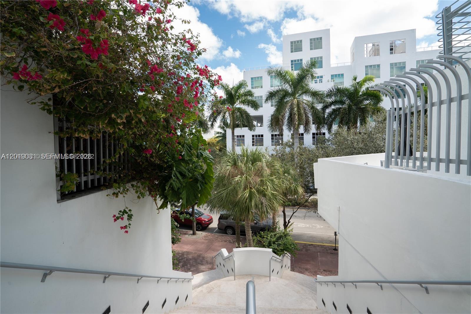 110 Washington Ave #2520, Miami Beach FL 33139