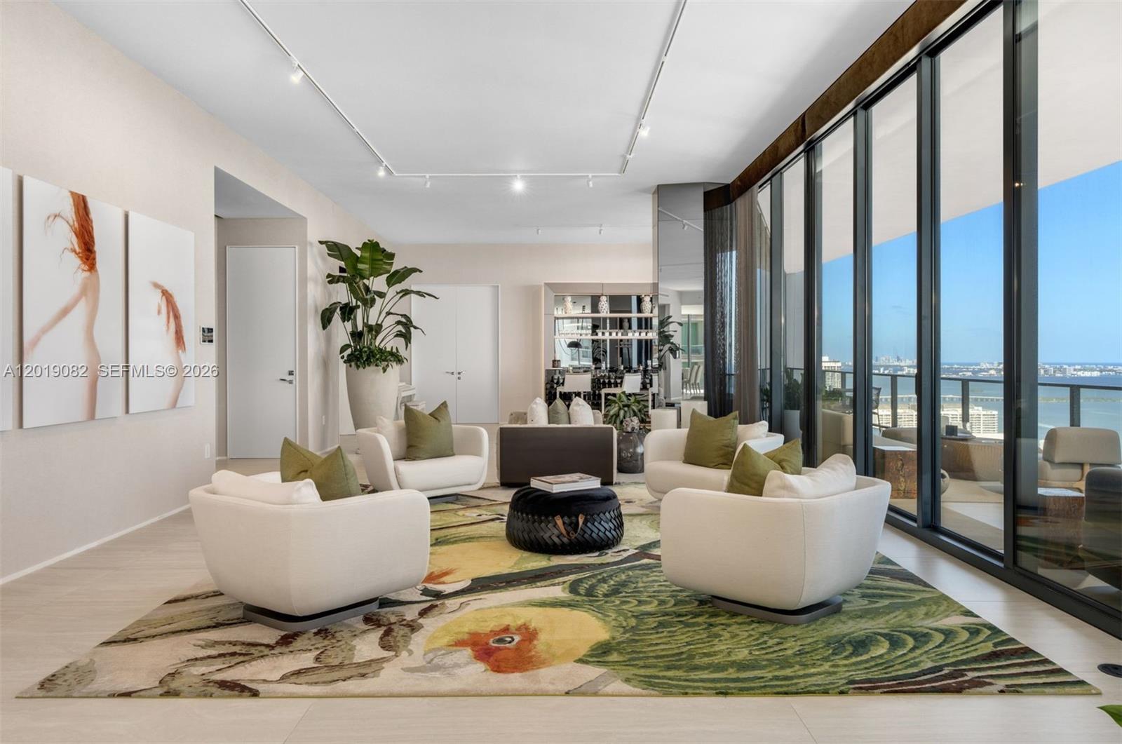 1000 Biscayne Blvd #5101, Miami FL 33132