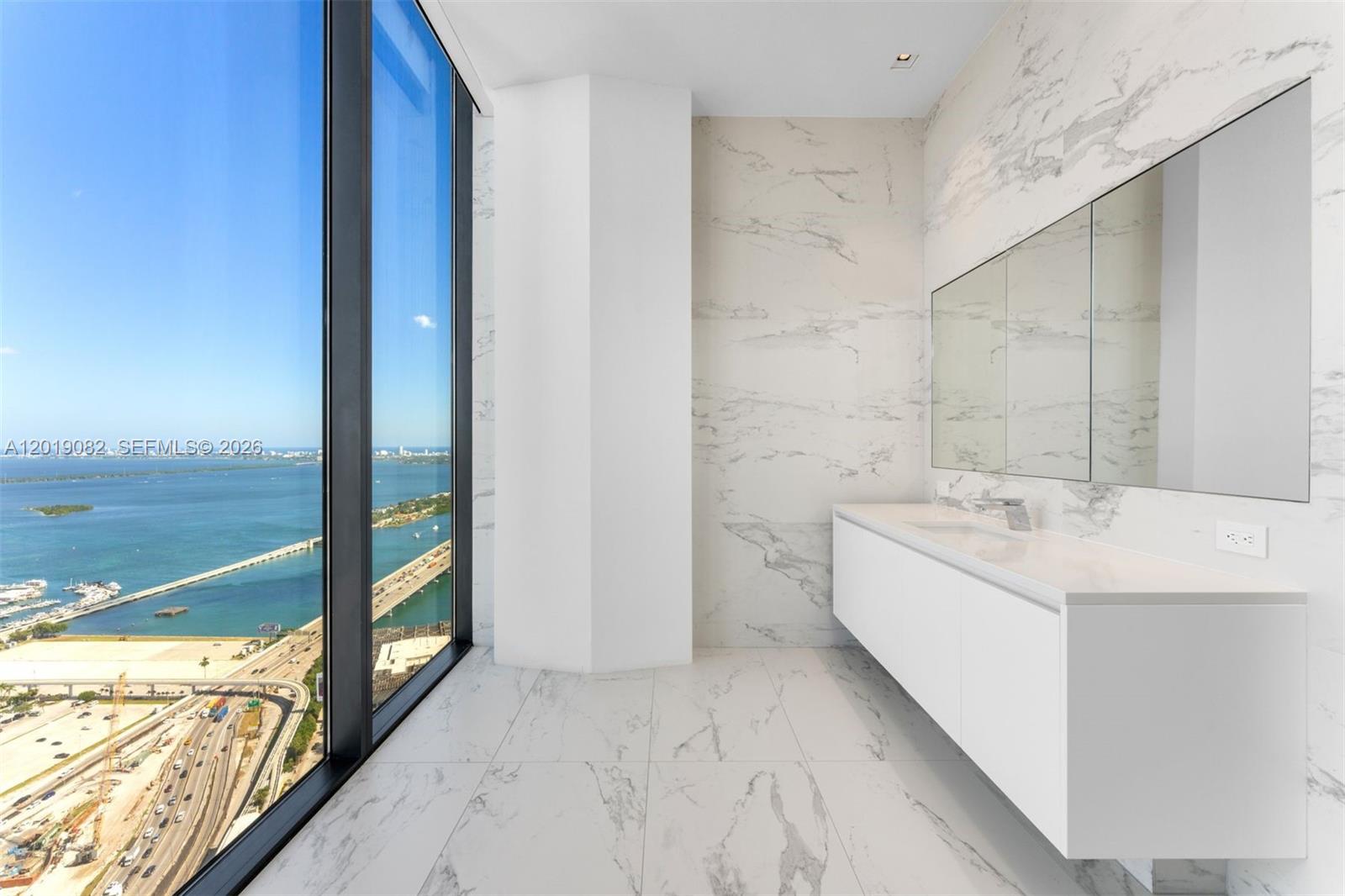 1000 Biscayne Blvd #5101, Miami FL 33132