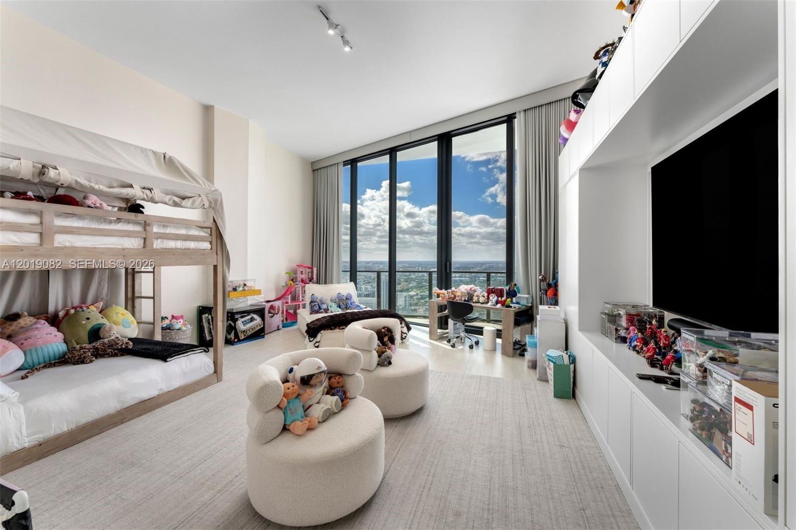 1000 Biscayne Blvd #5101, Miami FL 33132