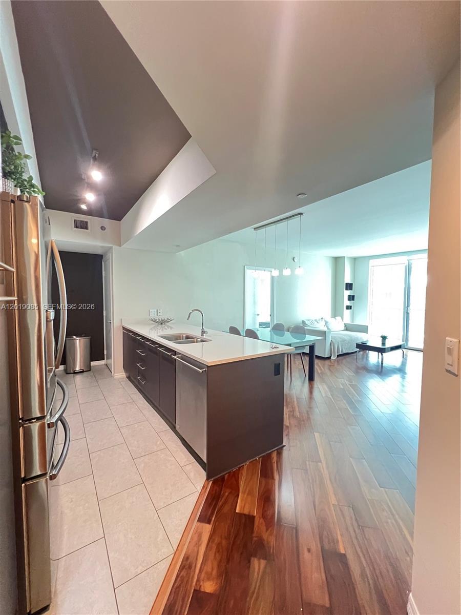 55 SE 6th St #3305, Miami FL 33131