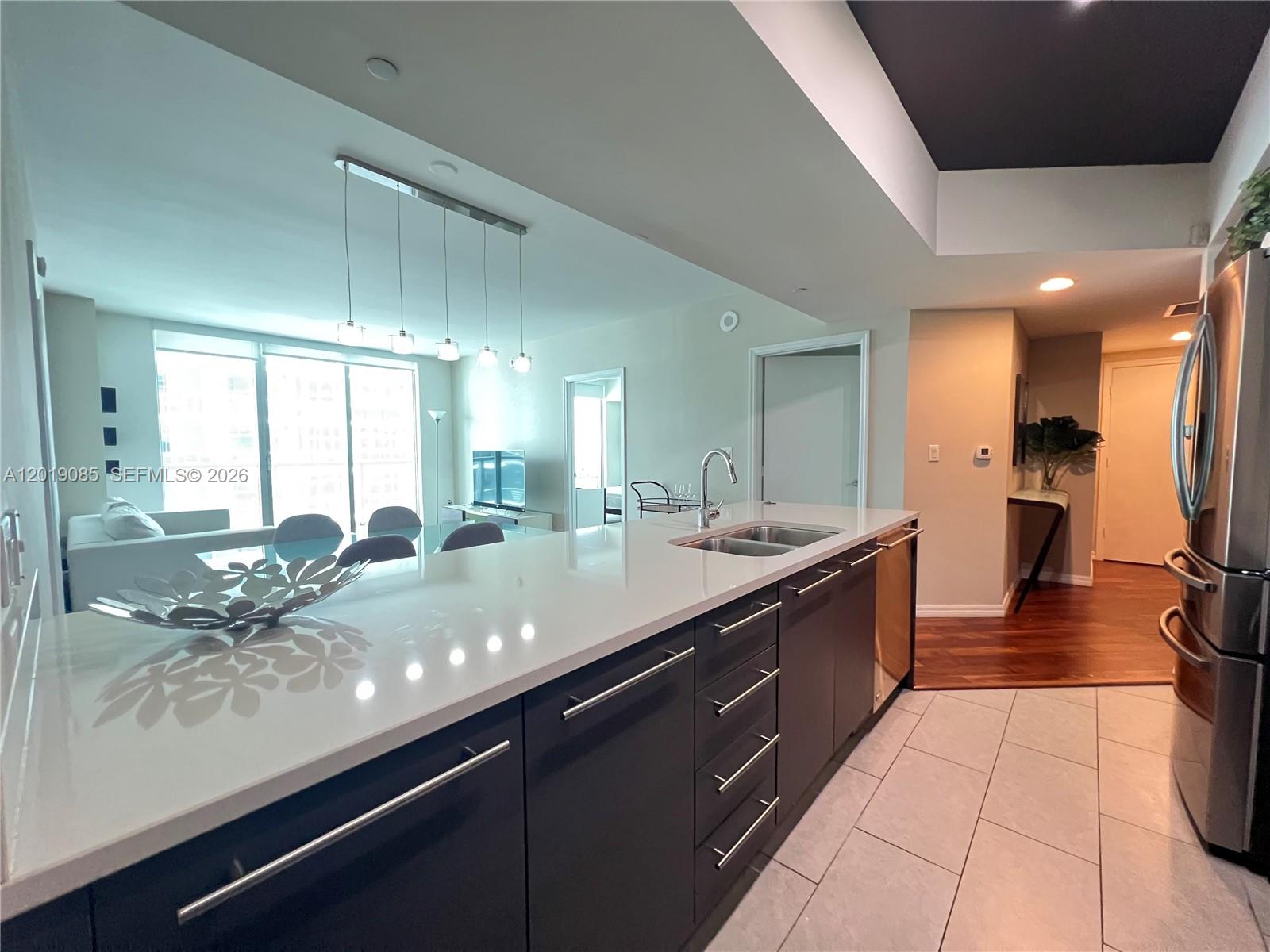 55 SE 6th St #3305, Miami FL 33131