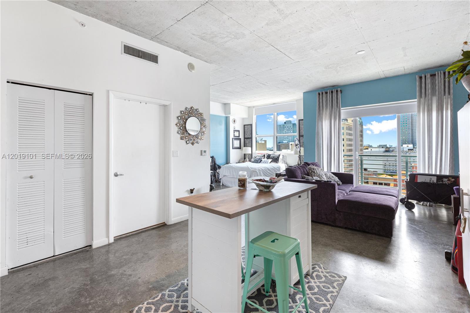 133 NE 2nd Ave #1215, Miami FL 33132