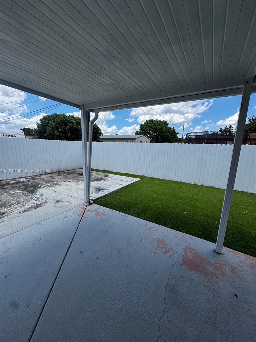 3251 NW 177th Ter, Miami Gardens FL 33056