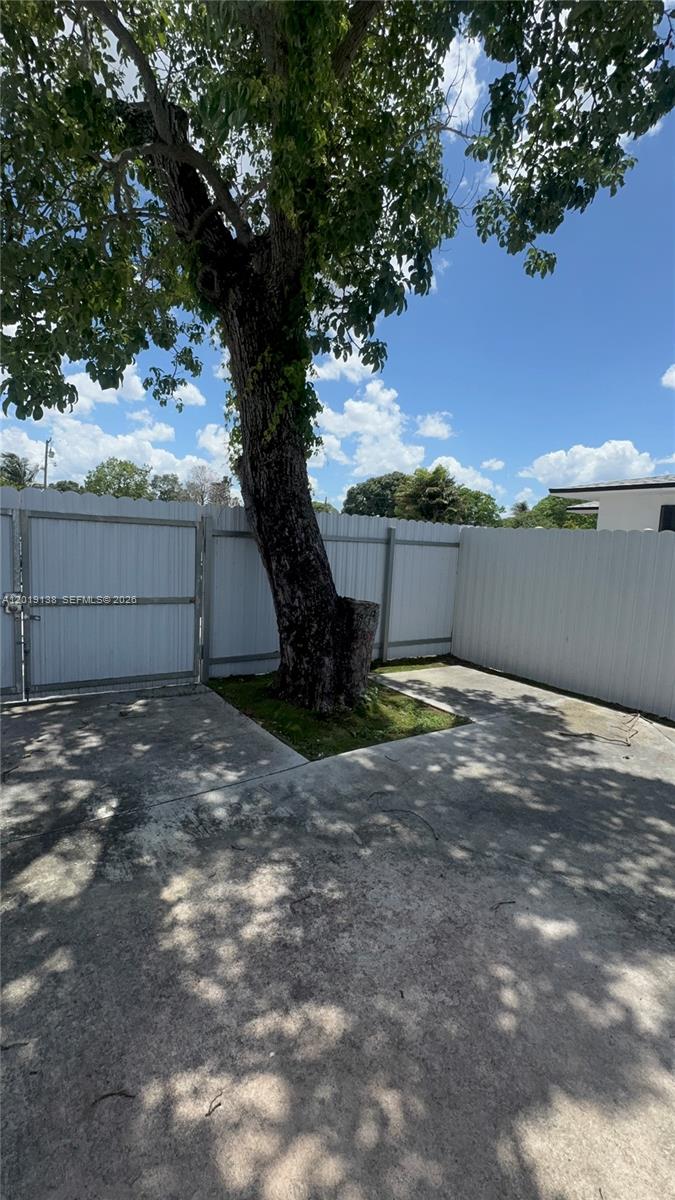3251 NW 177th Ter, Miami Gardens FL 33056