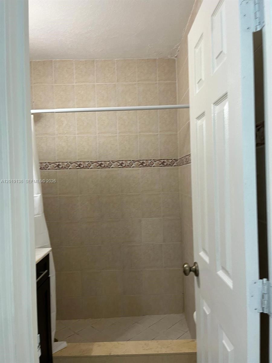 3251 NW 177th Ter, Miami Gardens FL 33056