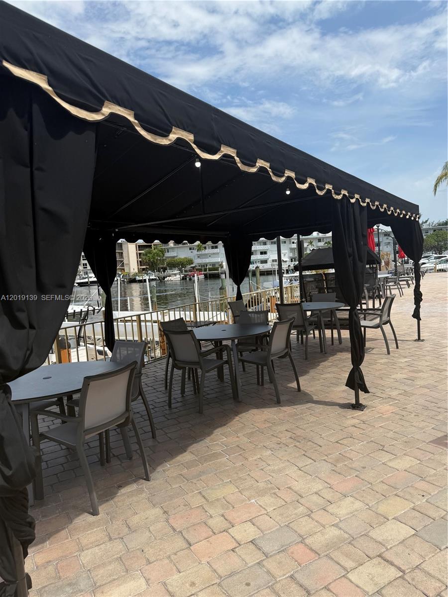100 Golden Isles Dr #313, Hallandale Beach FL 33009