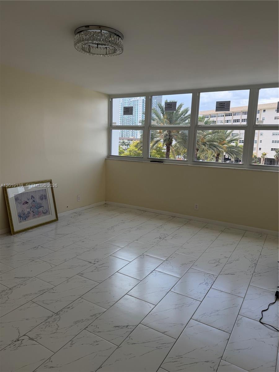100 Golden Isles Dr #313, Hallandale Beach FL 33009