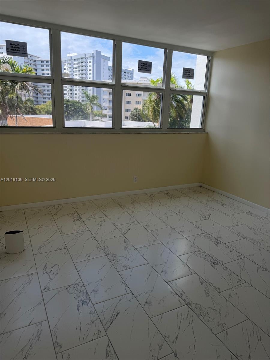 100 Golden Isles Dr #313, Hallandale Beach FL 33009