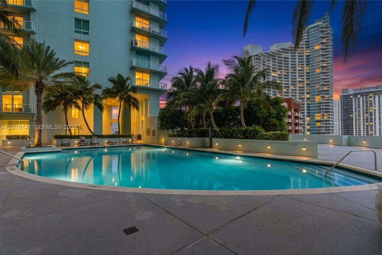 1900 N Bayshore Dr #2204, Miami FL 33132