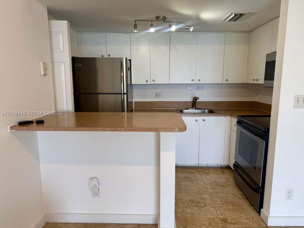770 Claughton Island Dr #706, Miami FL 33131