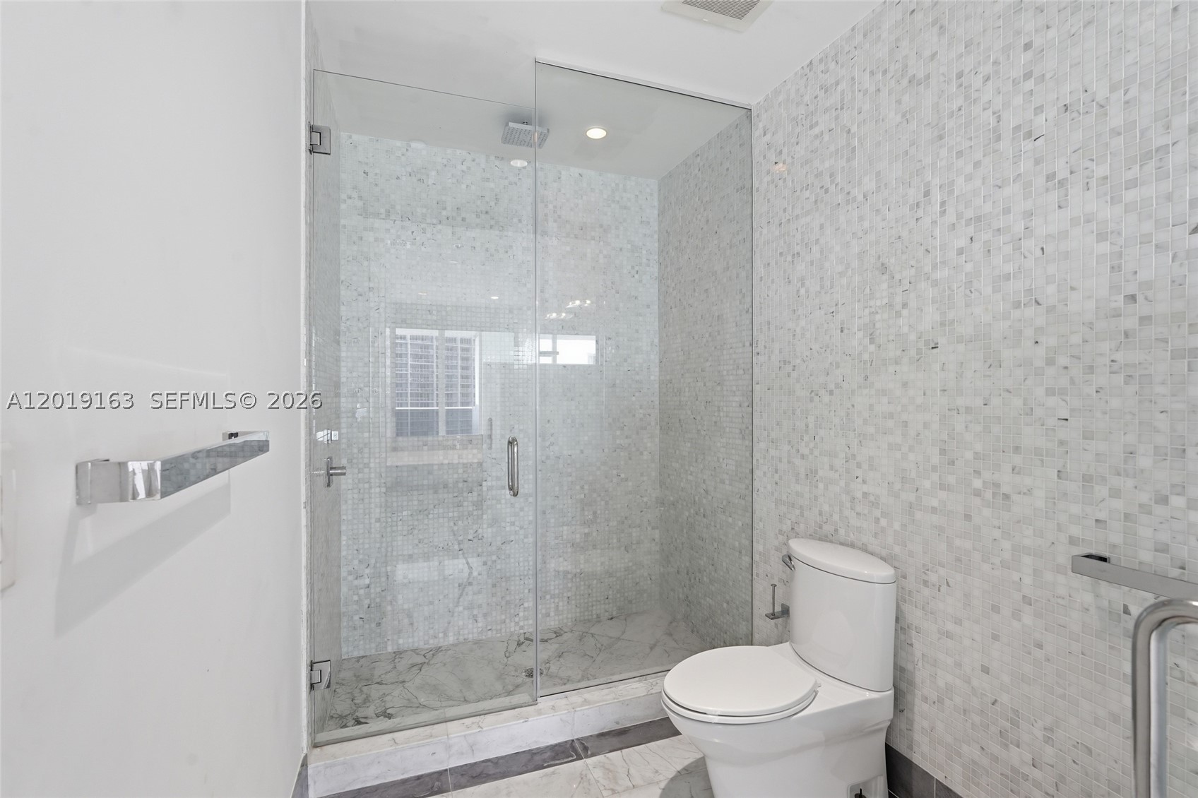 200 Biscayne Boulevard Way #4904, Miami FL 33131