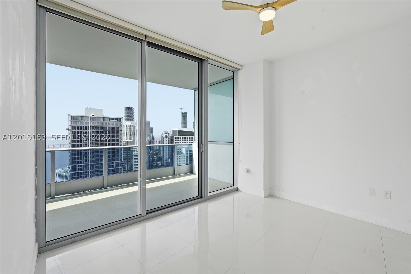 200 Biscayne Boulevard Way #4904, Miami FL 33131