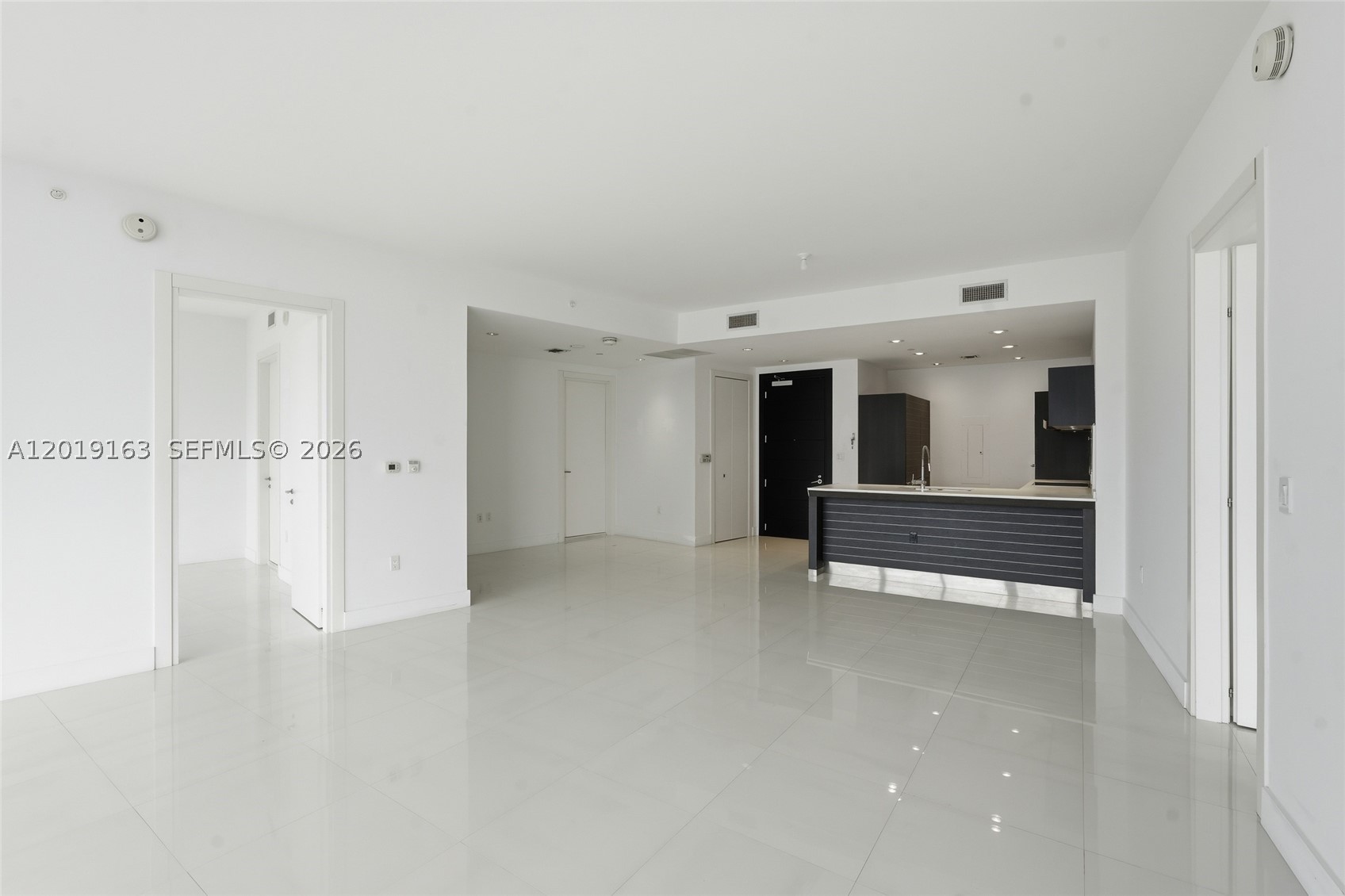 200 Biscayne Boulevard Way #4904, Miami FL 33131