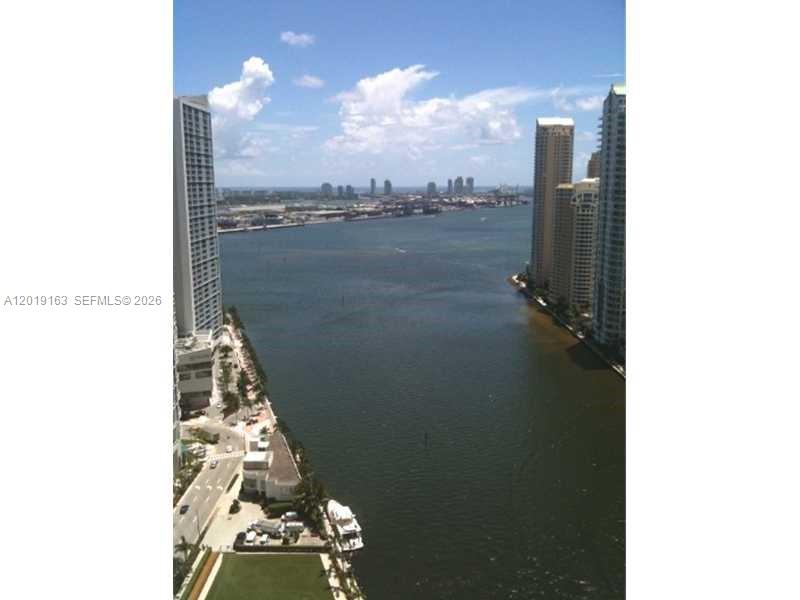 200 Biscayne Boulevard Way #4904, Miami FL 33131