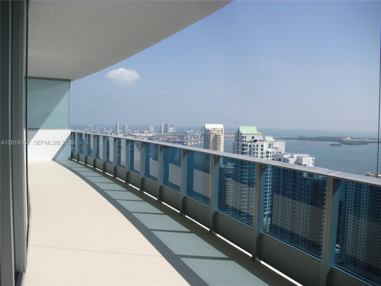 200 Biscayne Boulevard Way #4904, Miami FL 33131