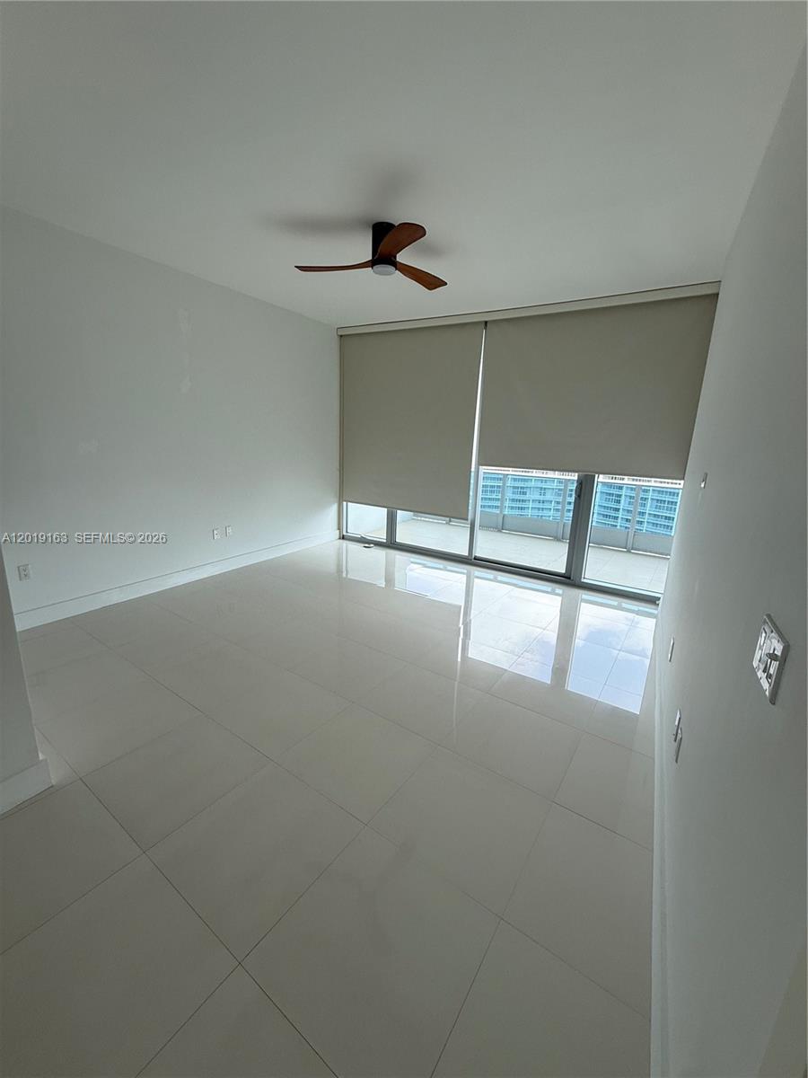 200 Biscayne Boulevard Way #4904, Miami FL 33131