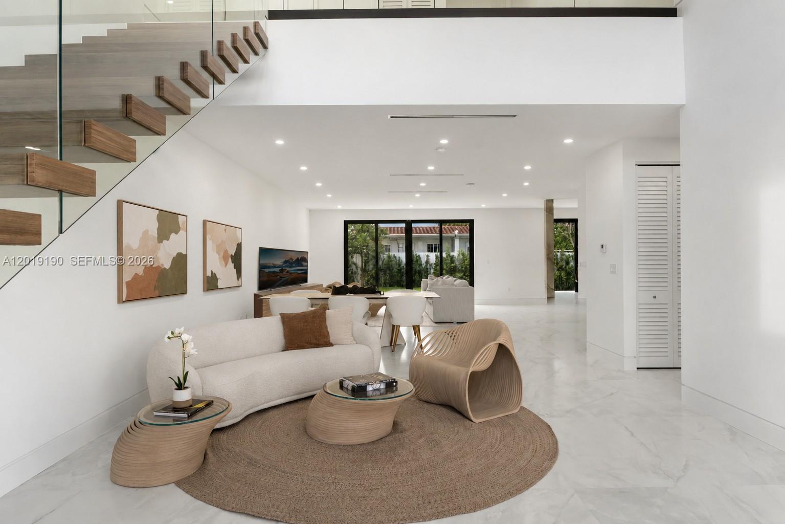 2265 SW 4 St, Miami FL 33135
