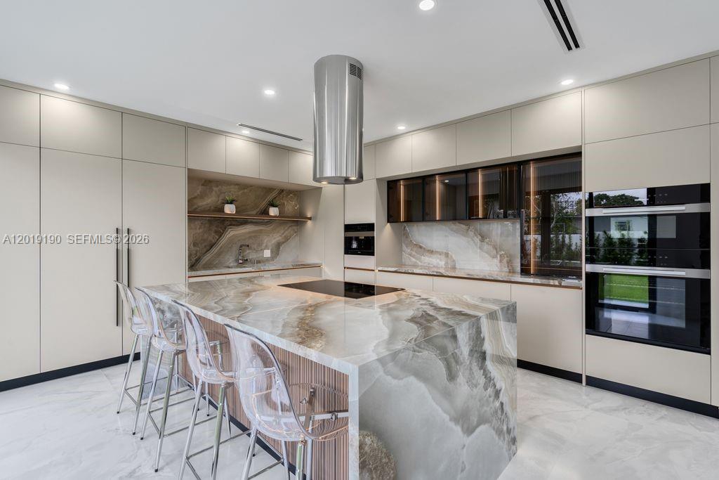 2265 SW 4 St, Miami FL 33135