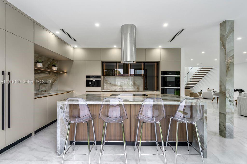 2265 SW 4 St, Miami FL 33135