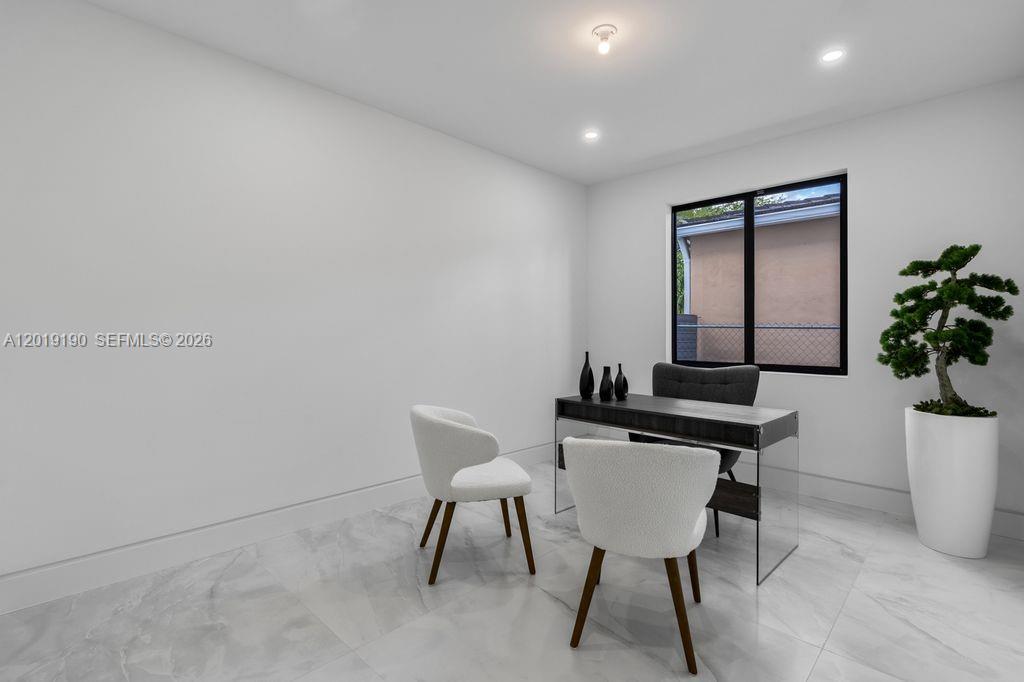 2265 SW 4 St, Miami FL 33135
