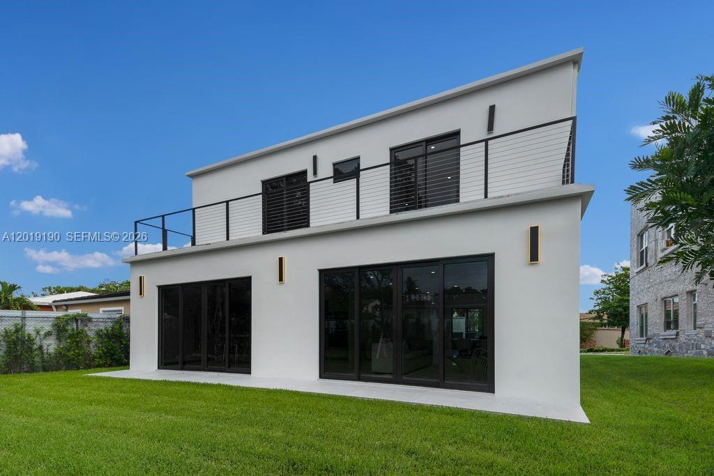 2265 SW 4 St, Miami FL 33135