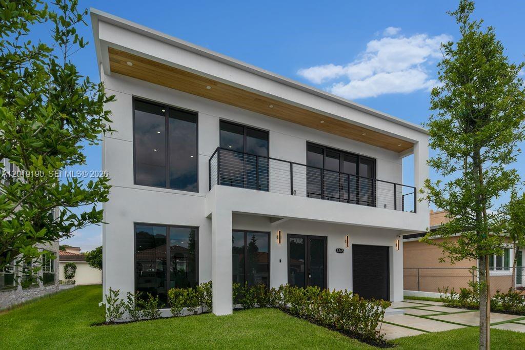 2265 SW 4 St, Miami FL 33135