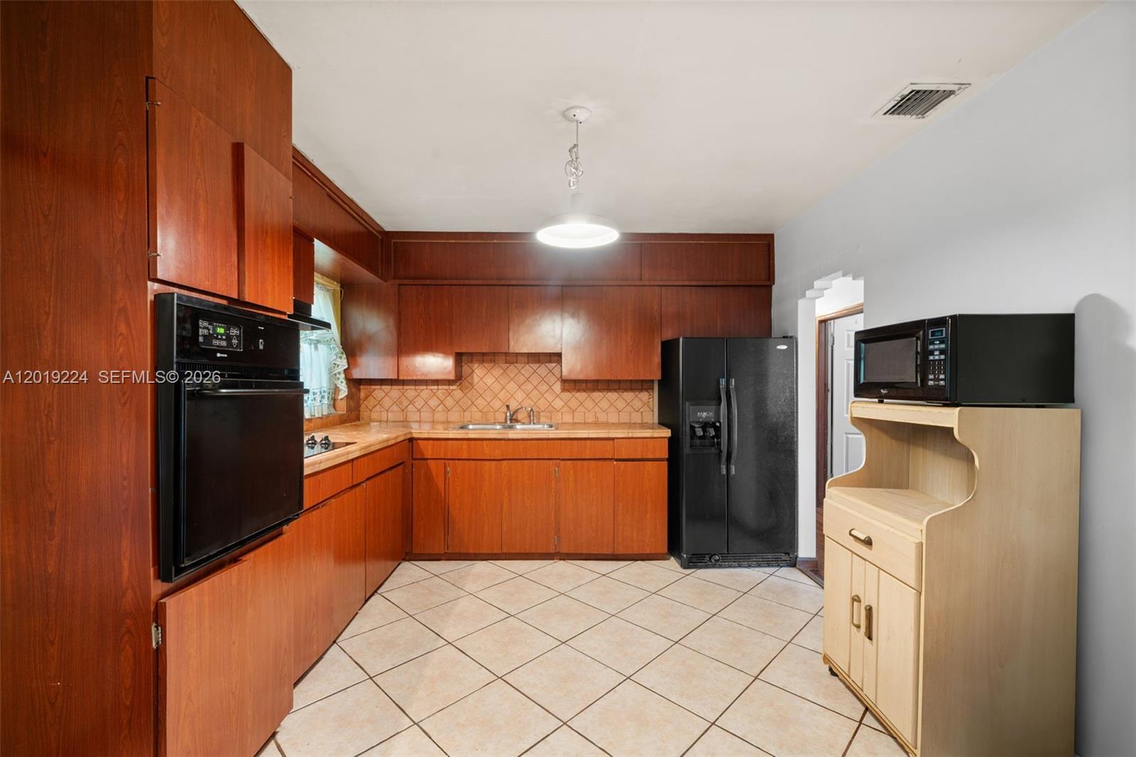 511 Dunad Ave, Opa Locka FL 33054
