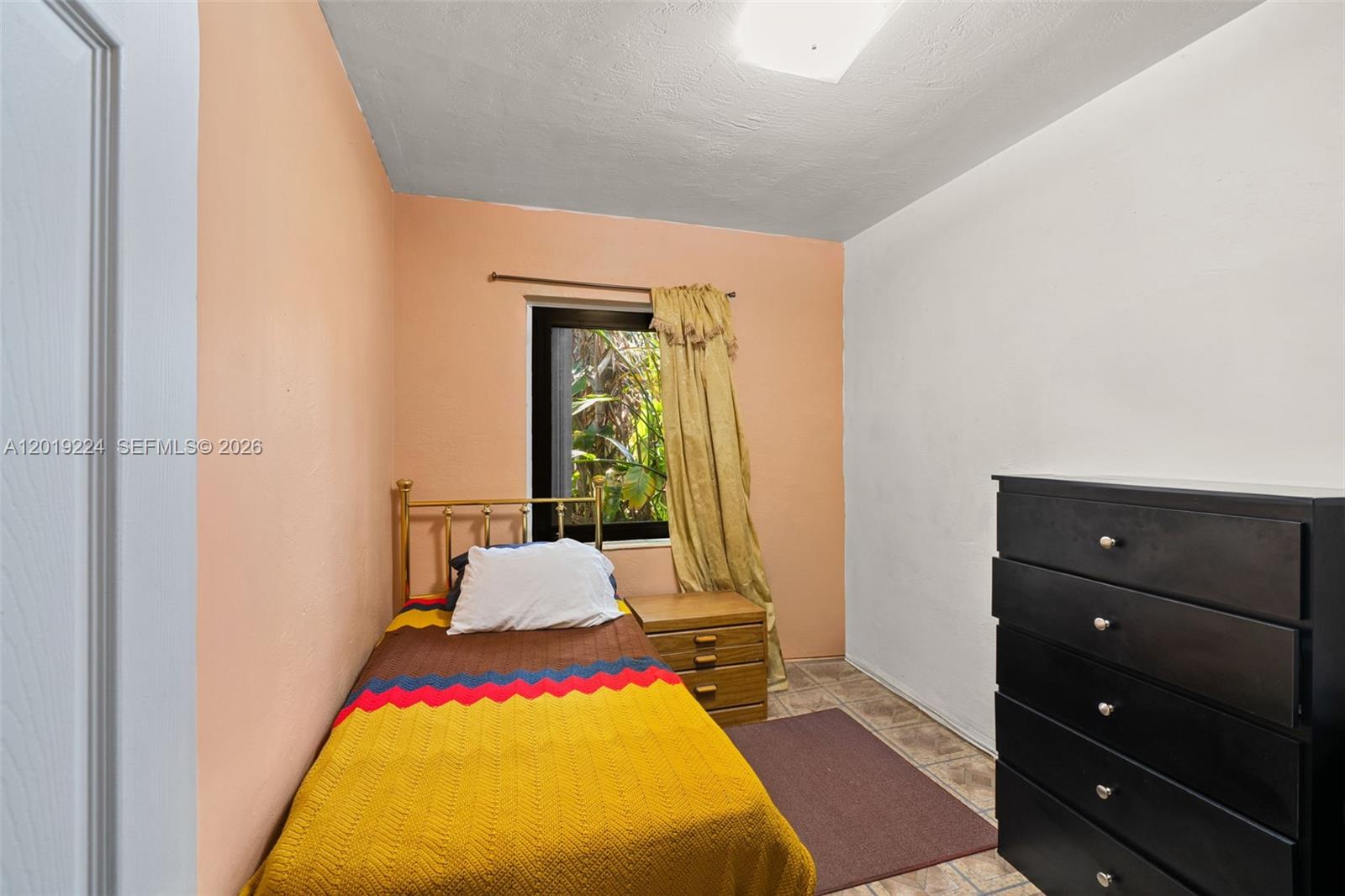 511 Dunad Ave, Opa Locka FL 33054