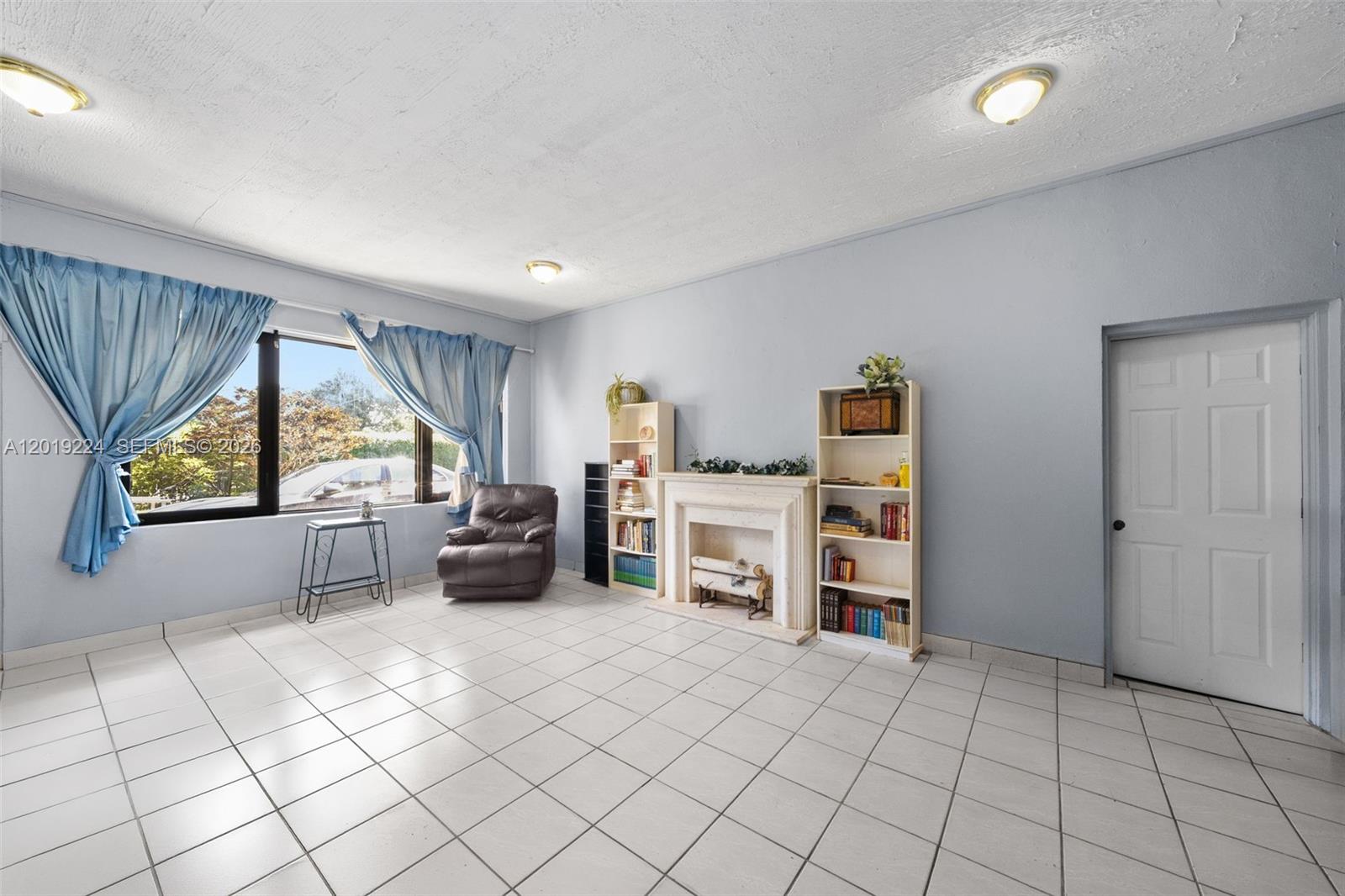 511 Dunad Ave, Opa Locka FL 33054