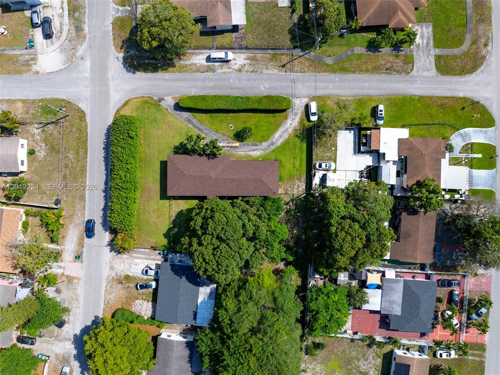 511 Dunad Ave, Opa Locka FL 33054