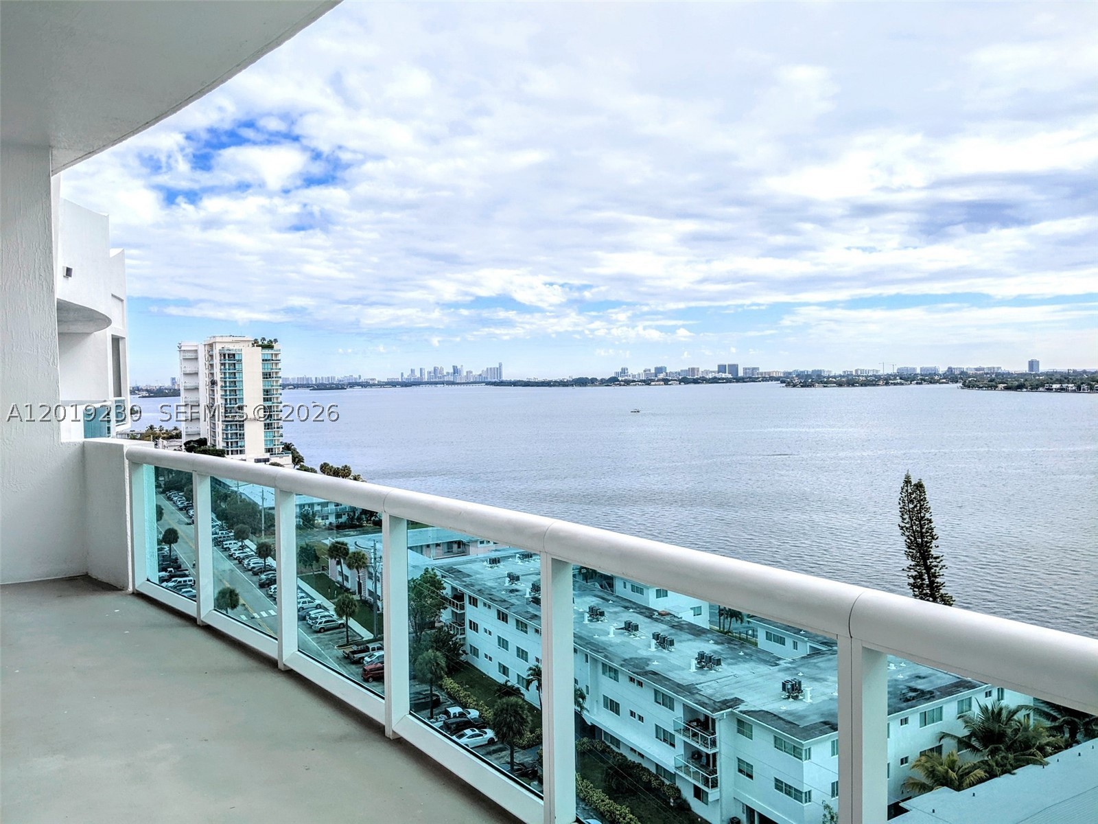 7910 Harbor Island Dr #504, North Bay Village FL 33141
