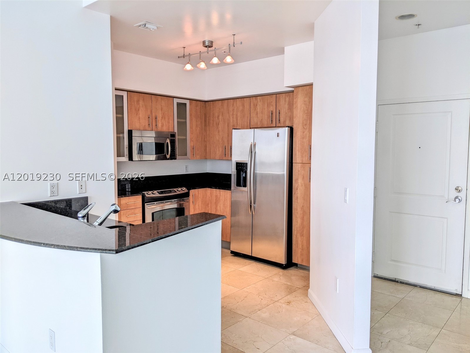 7910 Harbor Island Dr #504, North Bay Village FL 33141