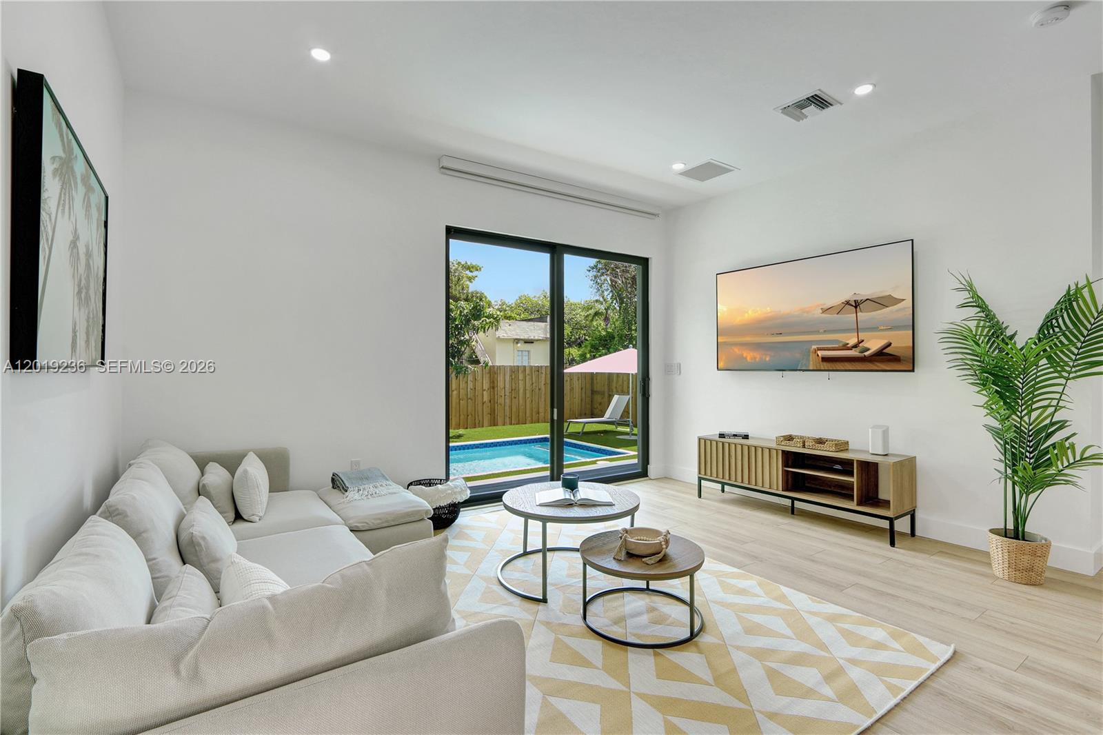 2001 SW 22nd Ter, Miami FL 33145