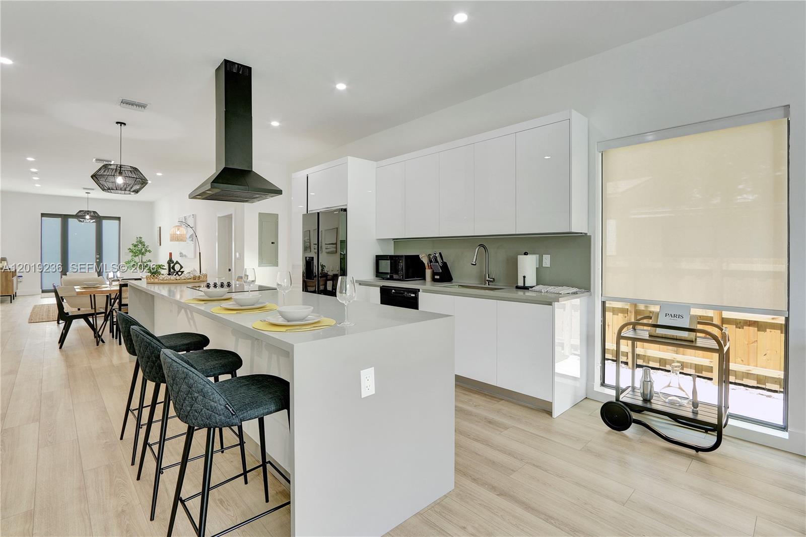 2001 SW 22nd Ter, Miami FL 33145