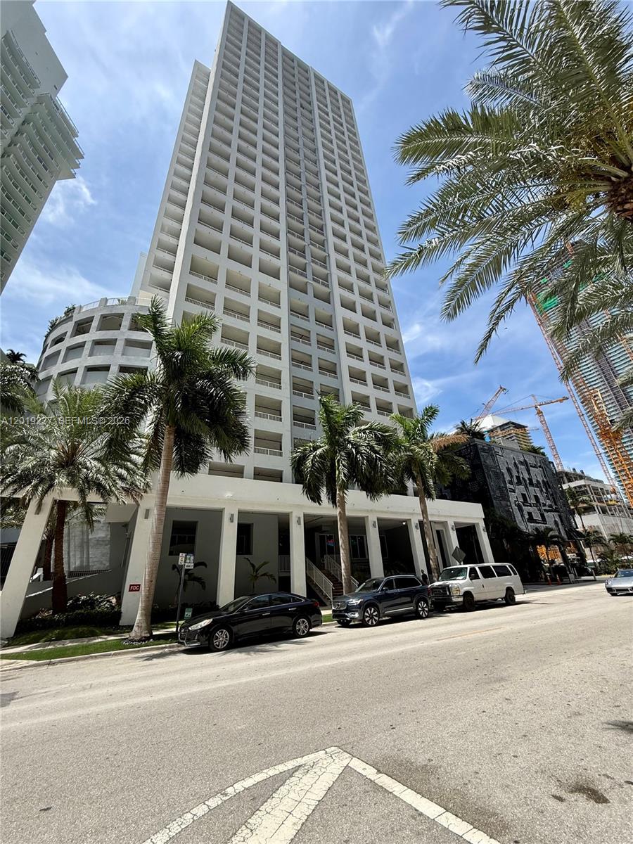170 SE 14th St #1205, Miami FL 33131