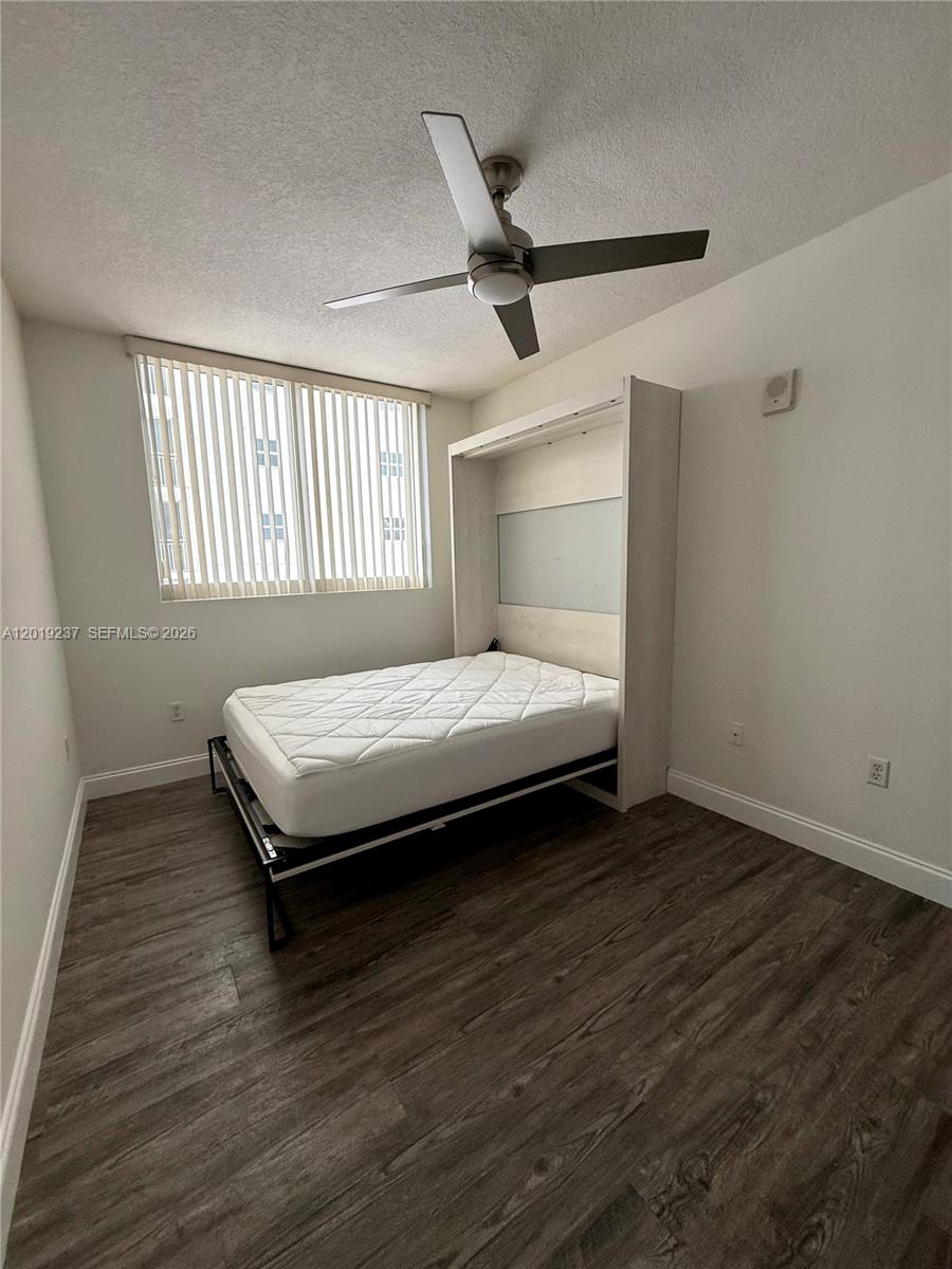 170 SE 14th St #1205, Miami FL 33131