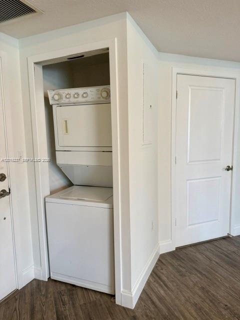 170 SE 14th St #1205, Miami FL 33131