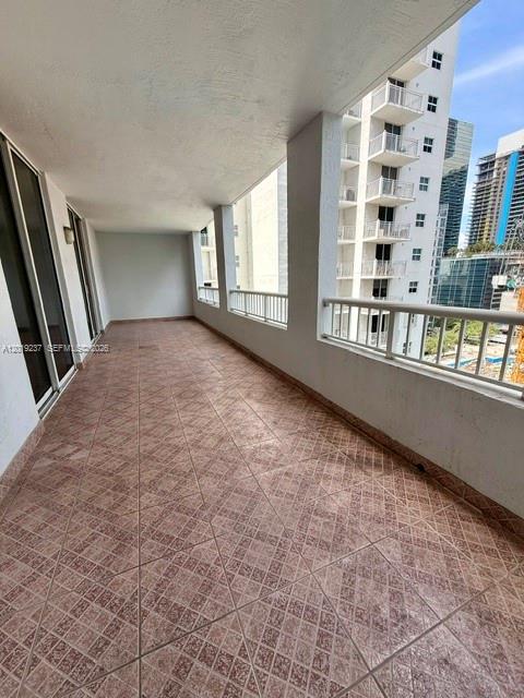 170 SE 14th St #1205, Miami FL 33131