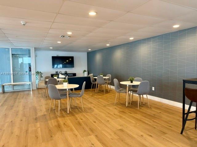 170 SE 14th St #1205, Miami FL 33131