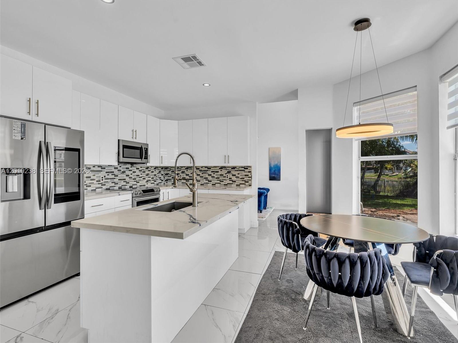 18442 NW 12th St, Pembroke Pines FL 33029