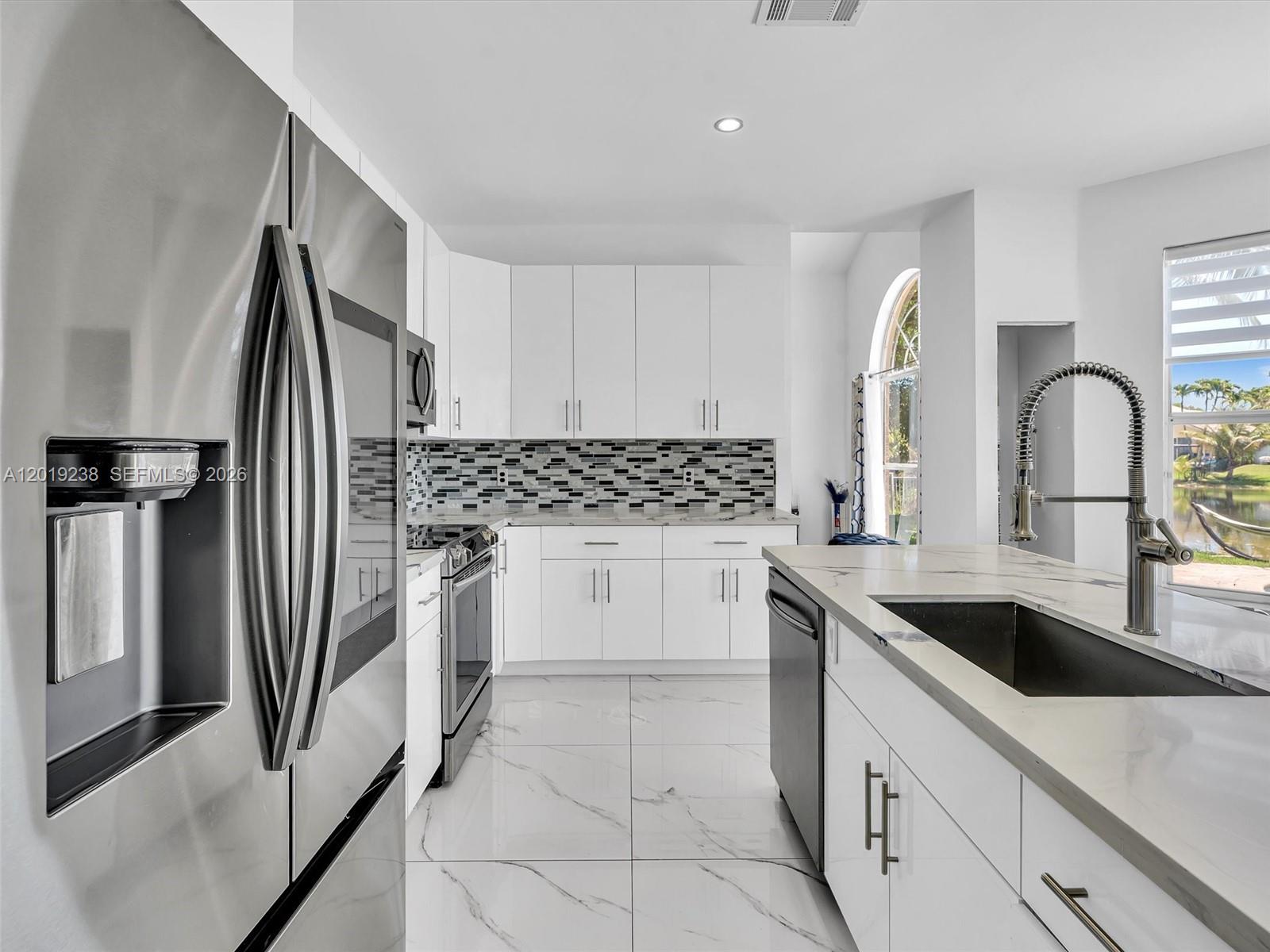 18442 NW 12th St, Pembroke Pines FL 33029