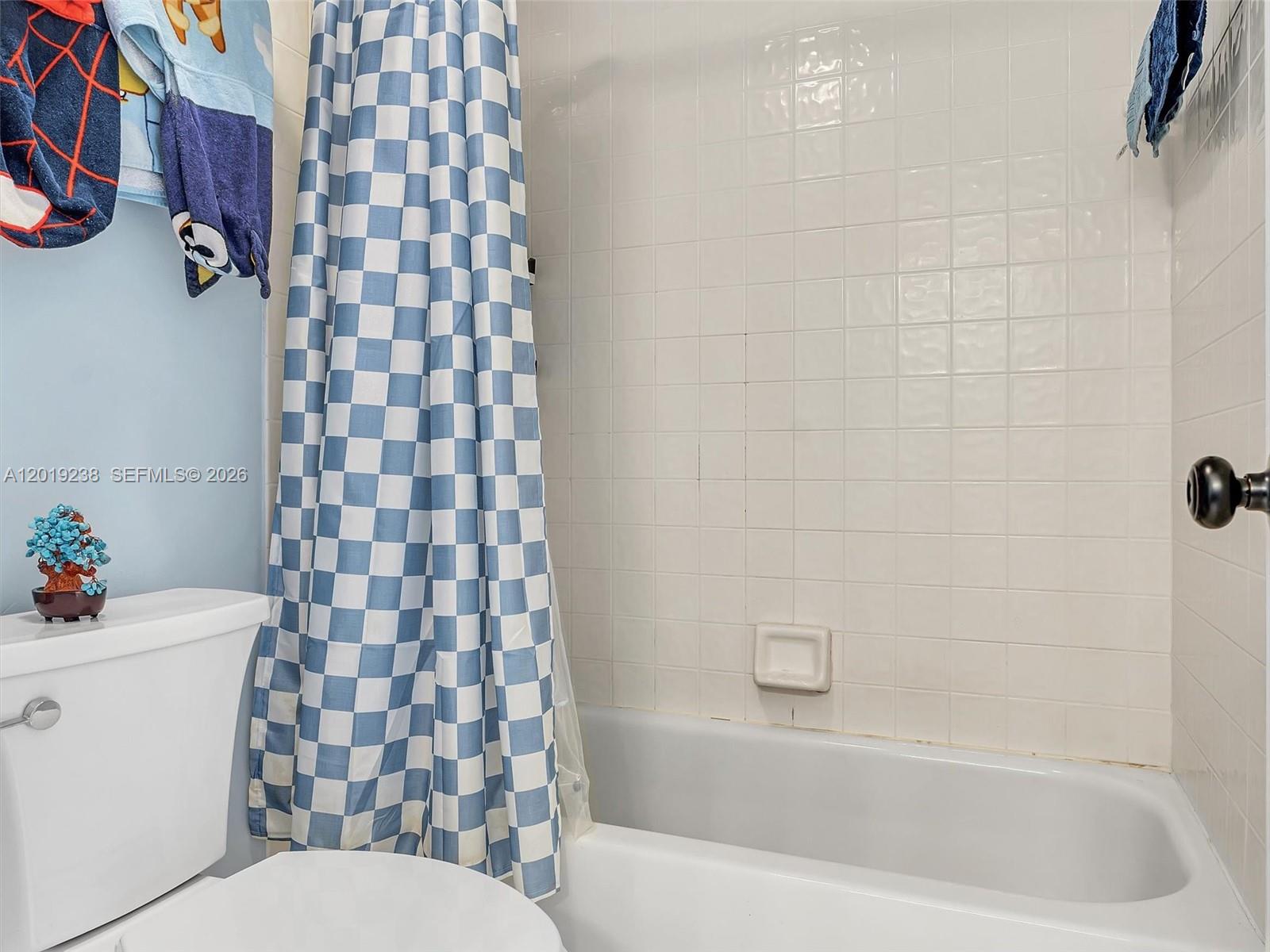 18442 NW 12th St, Pembroke Pines FL 33029