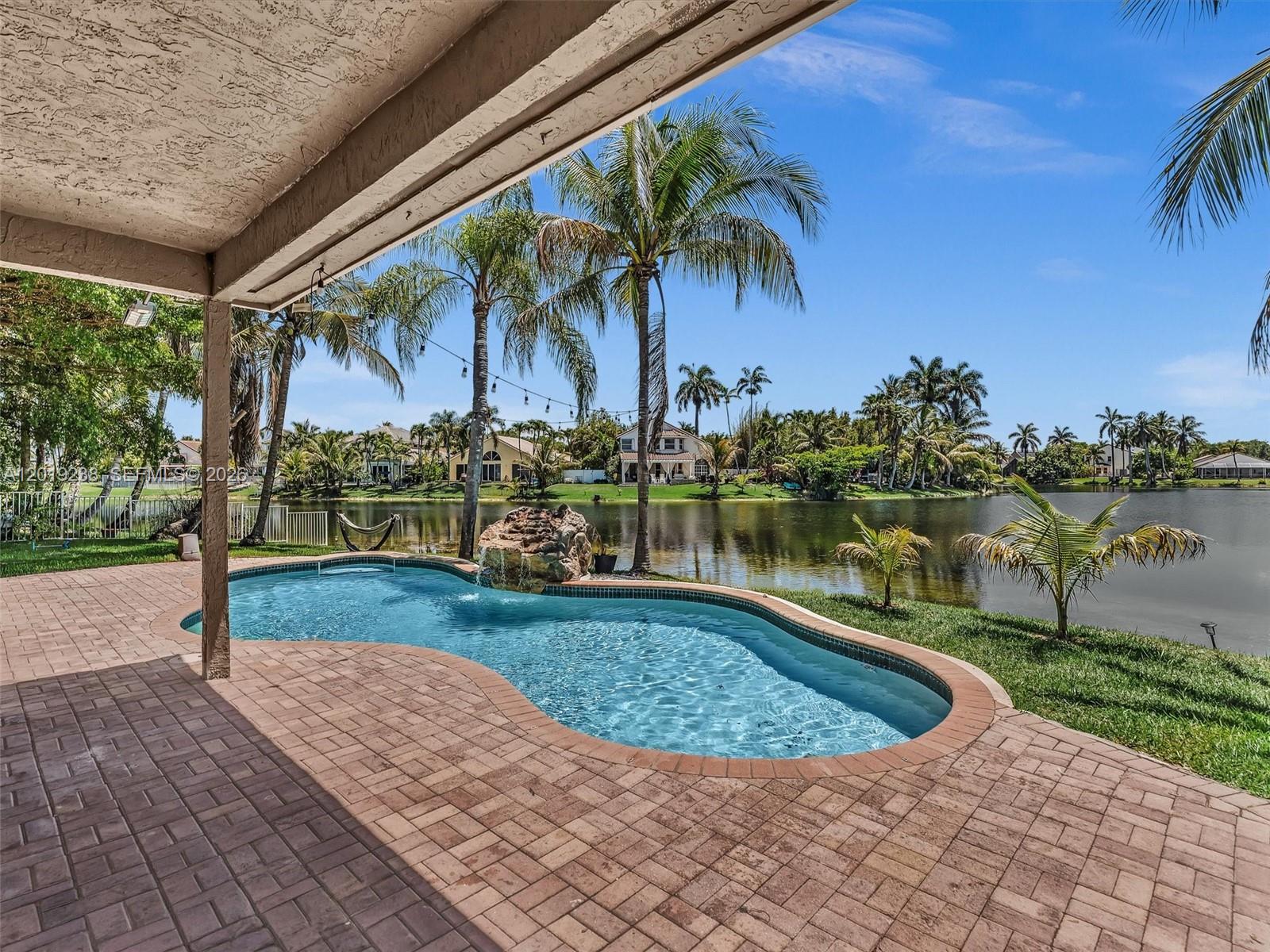 18442 NW 12th St, Pembroke Pines FL 33029