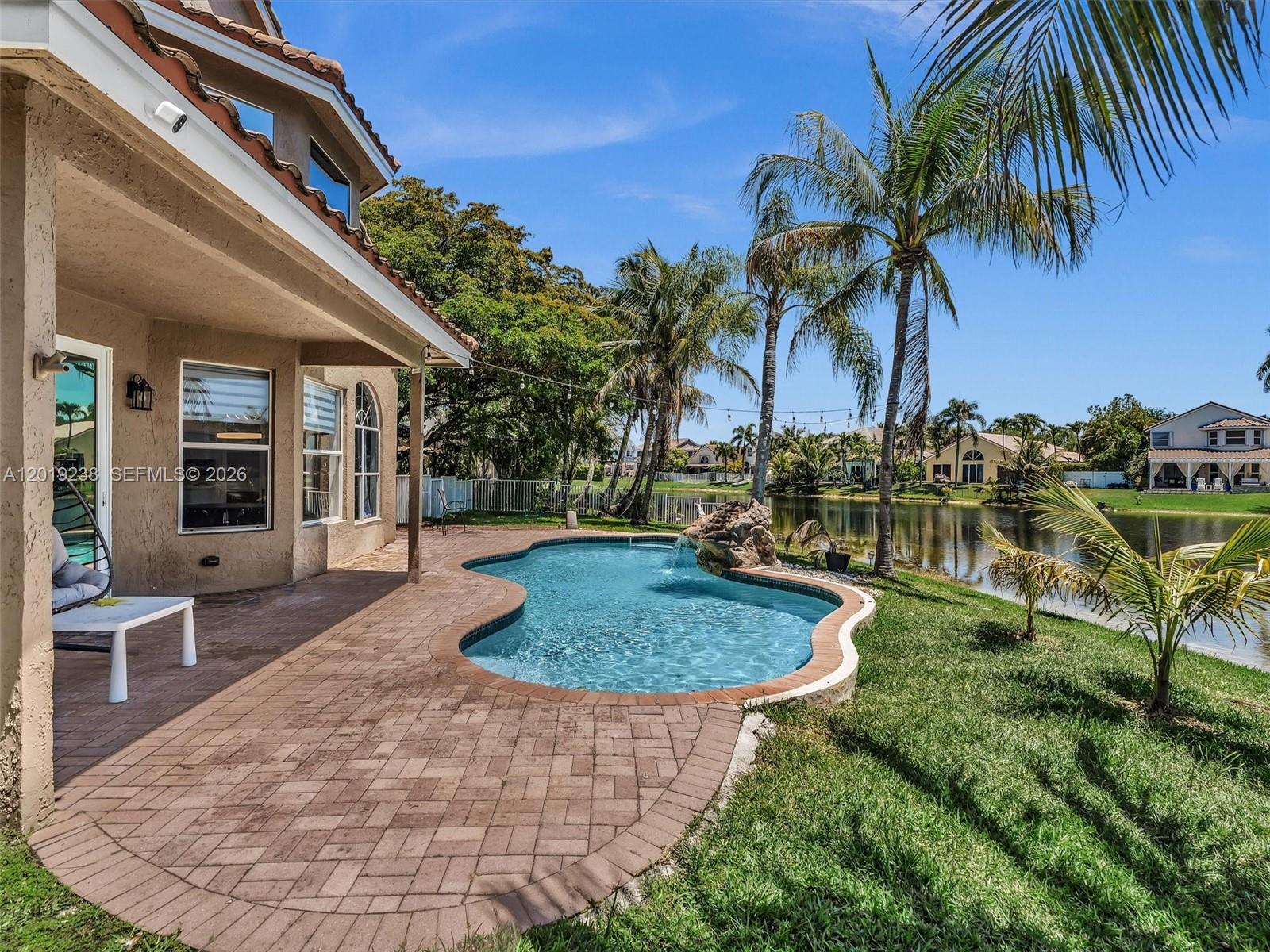 18442 NW 12th St, Pembroke Pines FL 33029