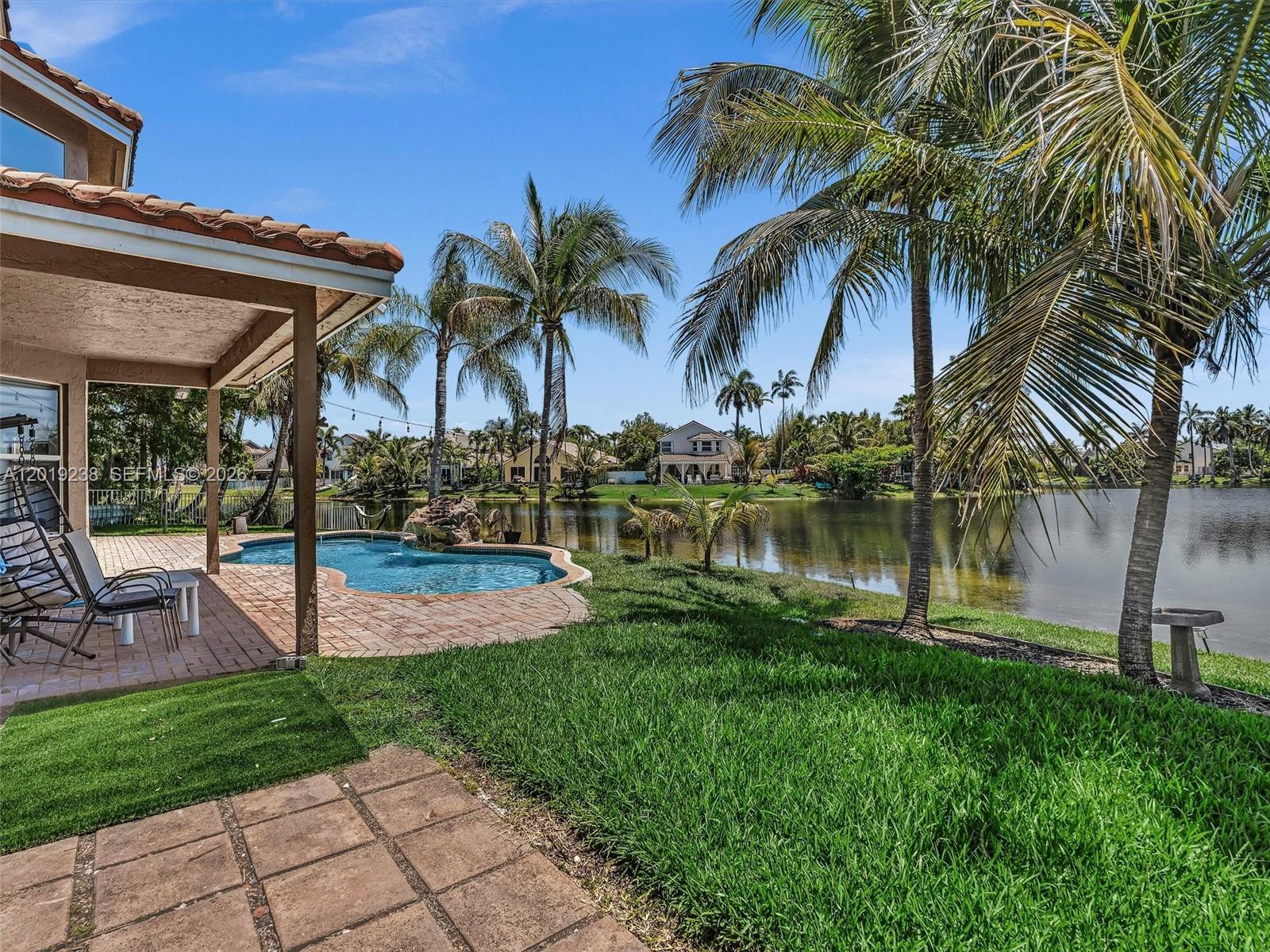 18442 NW 12th St, Pembroke Pines FL 33029